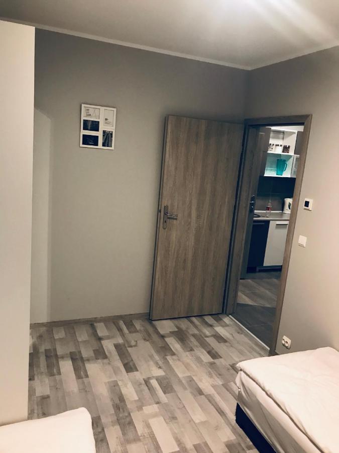 Apartament C18 เยเลเนียกูรา ภายนอก รูปภาพ
