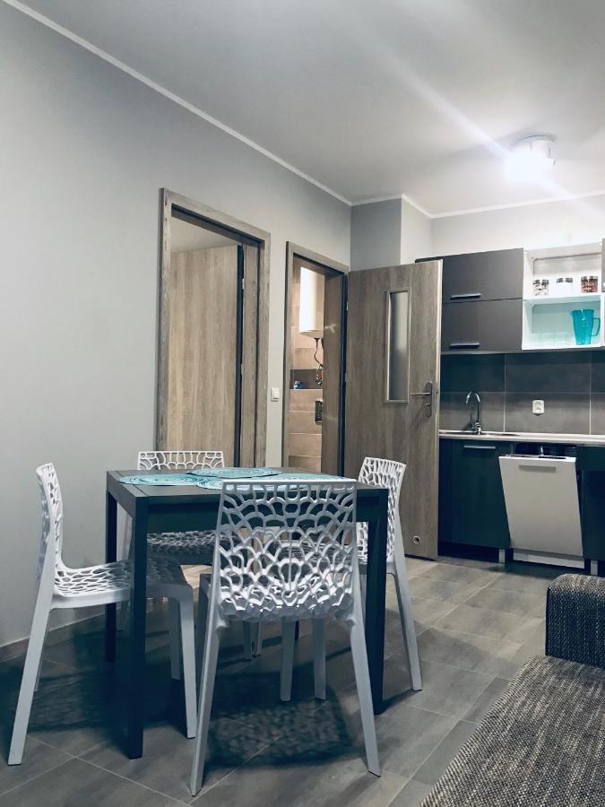 Apartament C18 เยเลเนียกูรา ภายนอก รูปภาพ